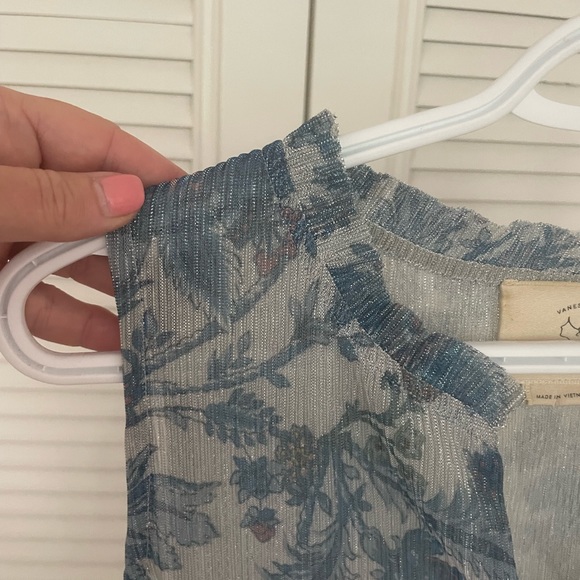 Blue floral sparkle tank with ruffle - Picture 5 of 8